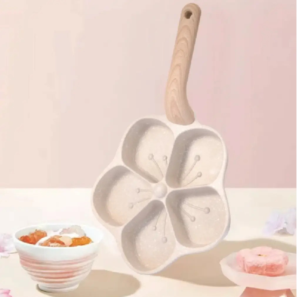 Peach Flower 5-Hole Non-Stick Egg Frying Pan